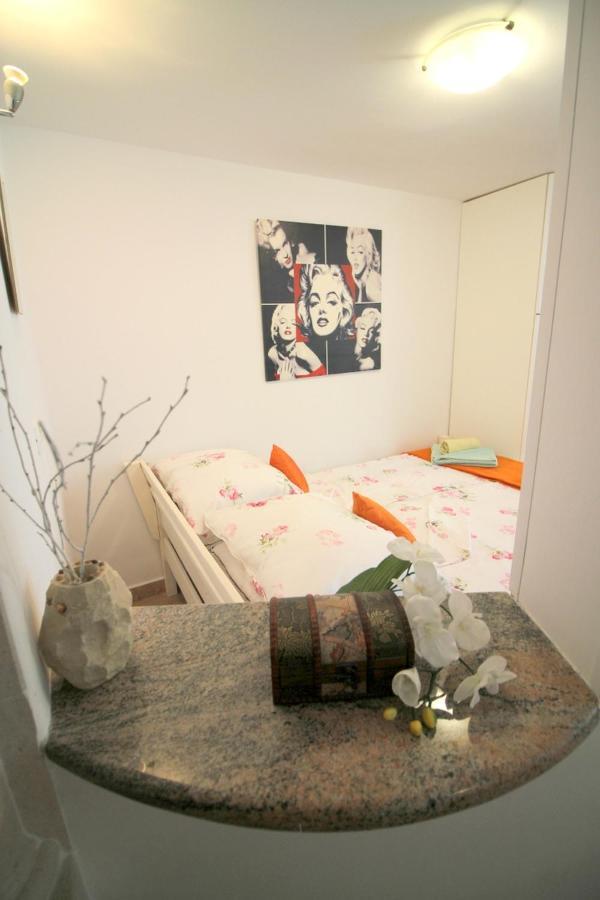 Green Place Apartments Portorose Esterno foto